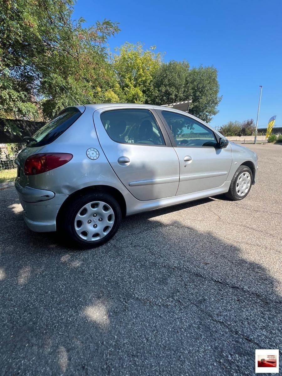 PEUGEOT - 206 - 5p. Enfant Terrible