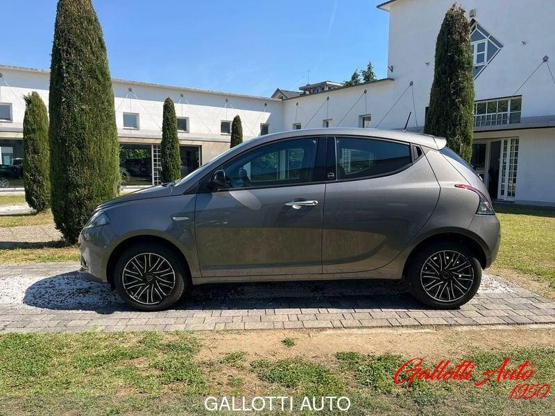 Lancia Ypsilon 1.0 FireFly 70cv S&S Hybrid GOLD