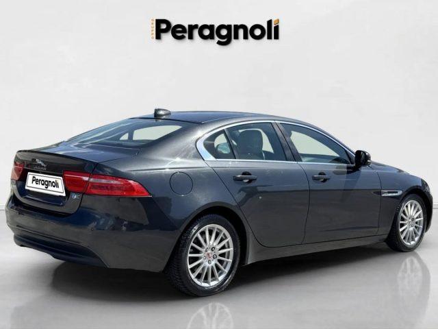 JAGUAR XE 2.0 D PURE AUTOMATICA