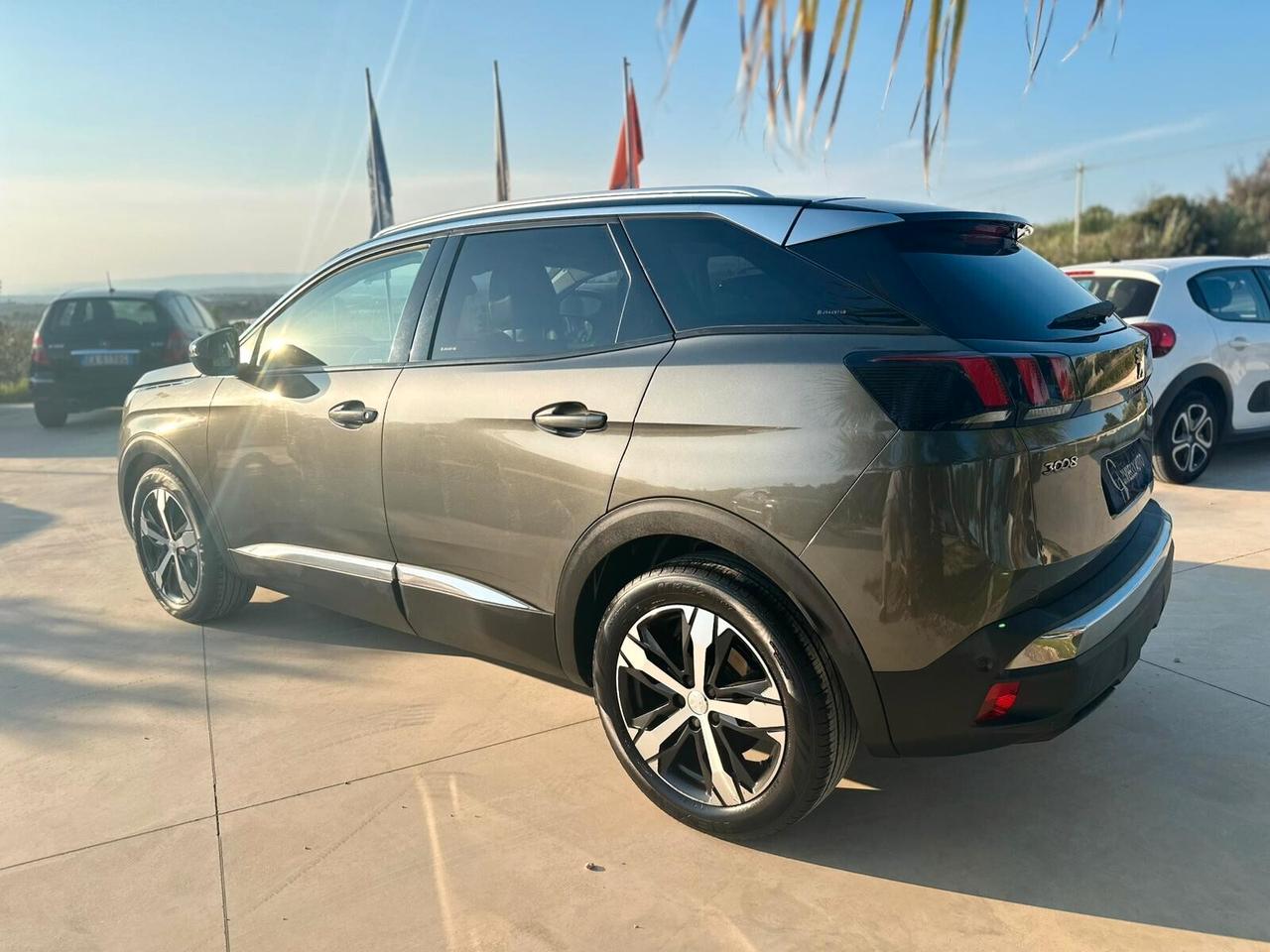Peugeot 3008 1.5 Blue-HDi 130 CV Allure