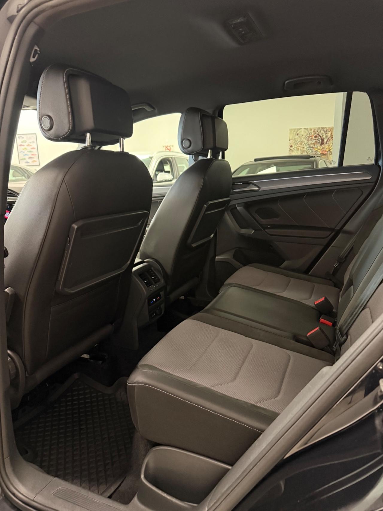 Volkswagen Tiguan 2.0 TDI SCR DSG Sport BlueMotion Technology