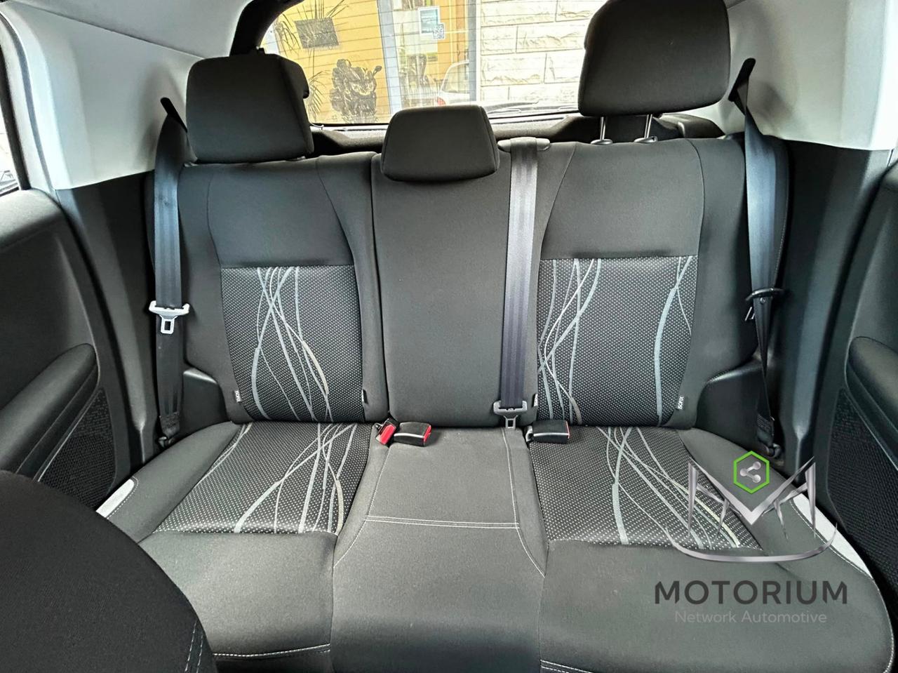 Peugeot 208 ACCESS 1.2 VTI 82CV