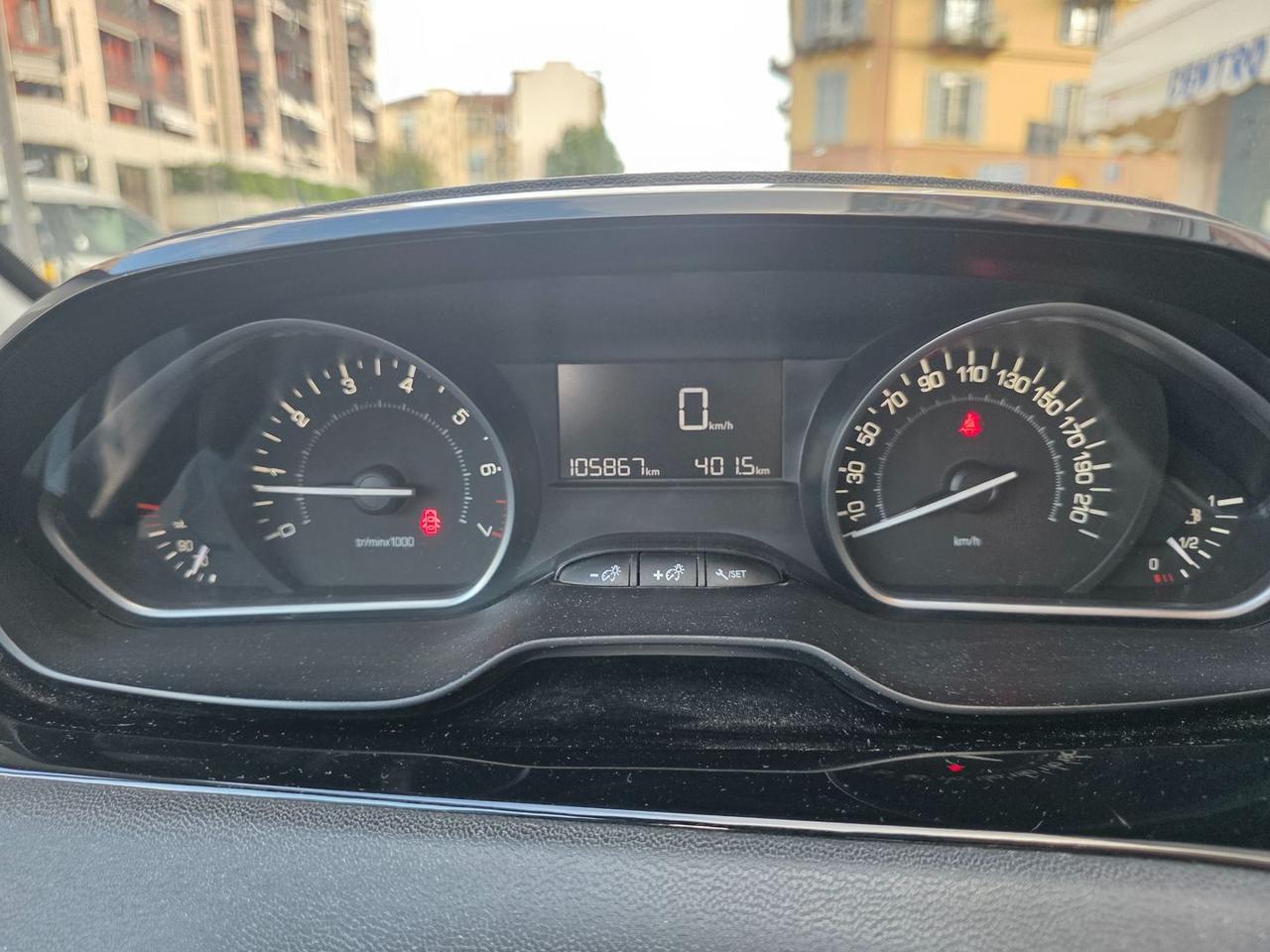 Peugeot 208 1.2 PureTech 82 LPG #6794