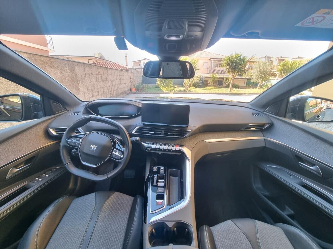 Peugeot 3008 BlueHDi 130 S&S EAT8 Active Pack