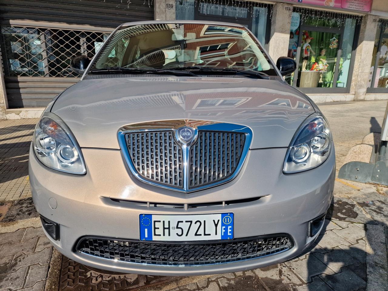 Lancia Ypsilon 1.2 69 CV Diva