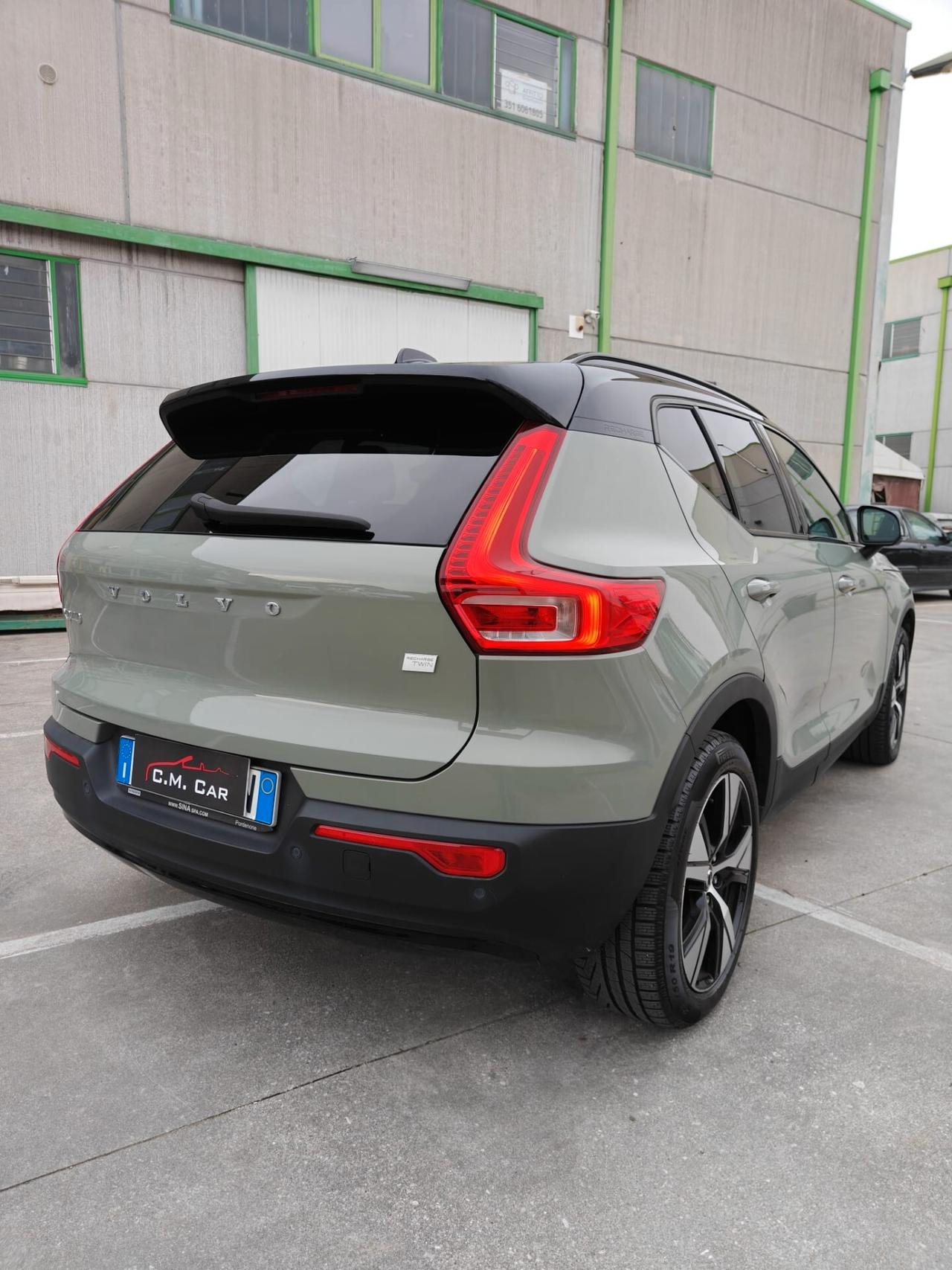 Volvo XC40 Recharge Pure Electric Twin Motor AWD Plus
