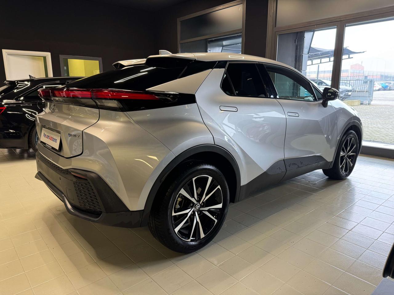 Toyota C-HR 1.8 HV Trend Pari al nuovo!