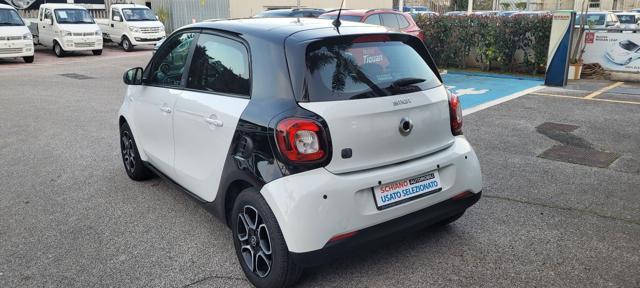 SMART ForFour EQ Passion