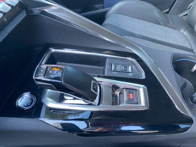 PEUGEOT 3008 BlueHDi 130 S&S EAT8 Allure