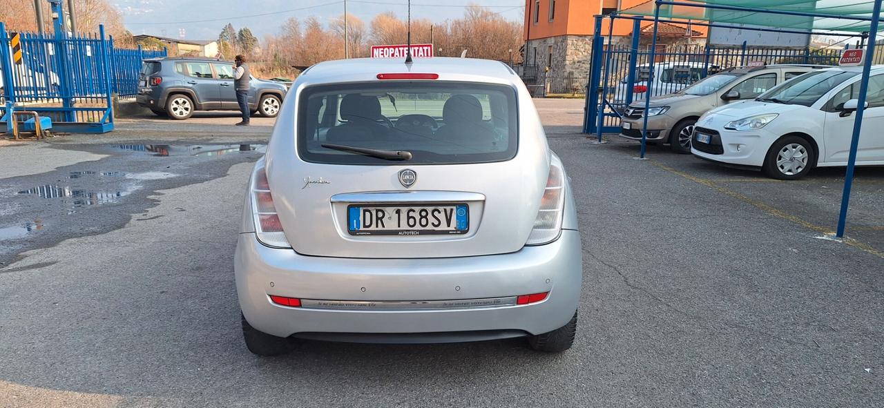 Lancia Ypsilon 1.2 Oro