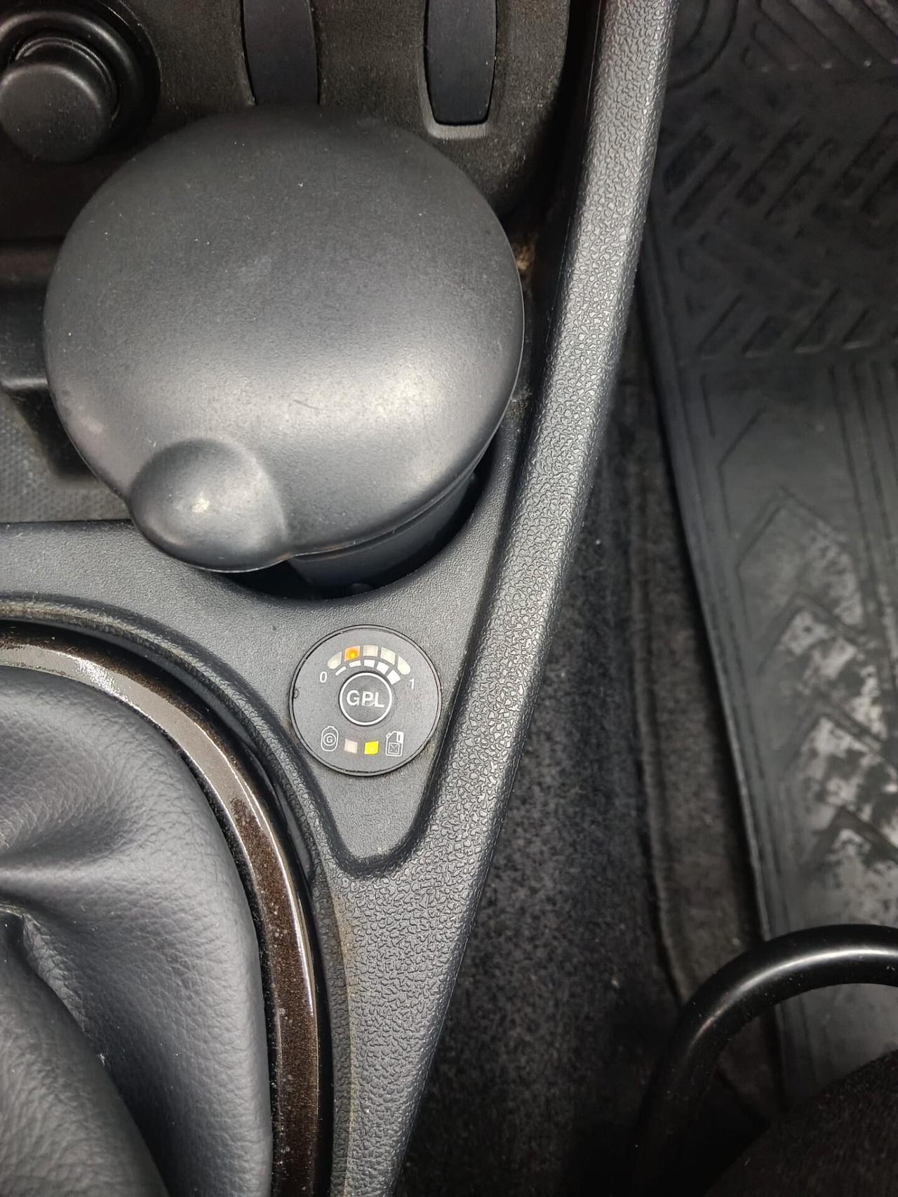 Dacia Duster 1.6 110CV GPL