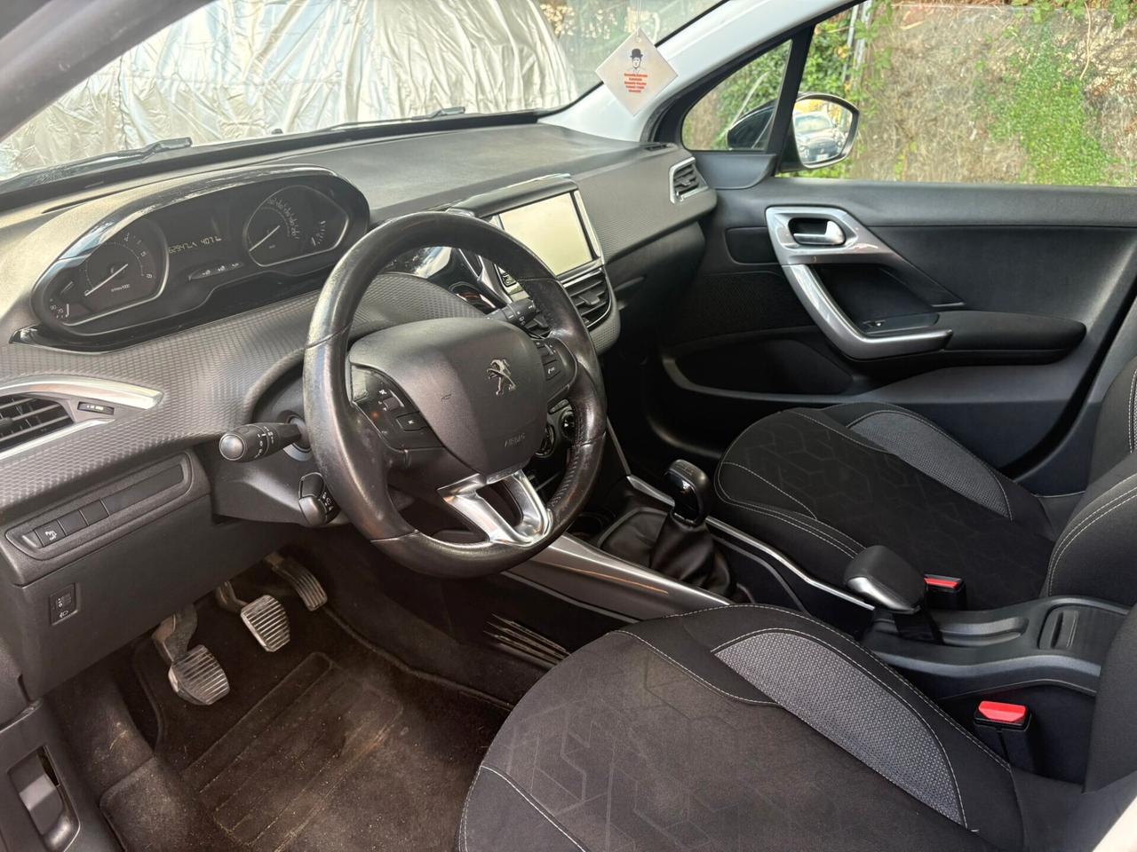 PEUGEOT 2008 1.6 HDI Black Matt - 2018