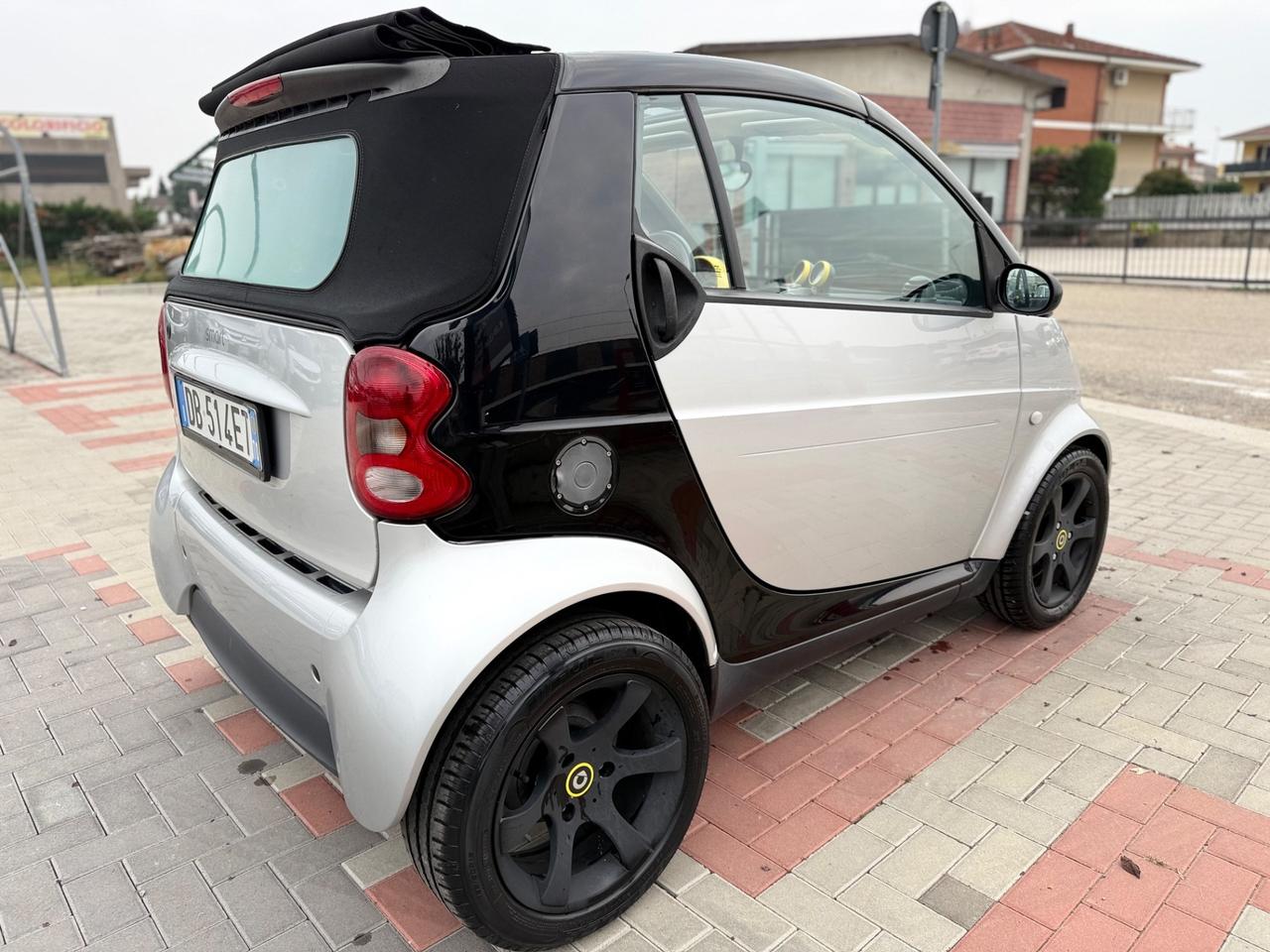 Smart ForTwo 700 cabrio pure (45 kW)