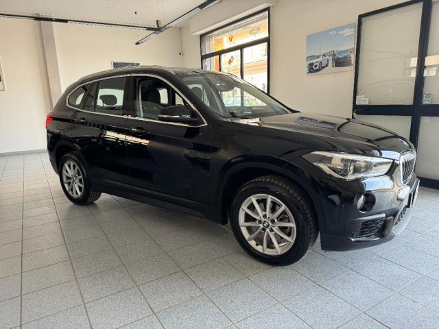 BMW - X1 - sDrive18d Business IVA DEDUCIBILE/ FARI LED/ PORTELLONE ELETTRICO