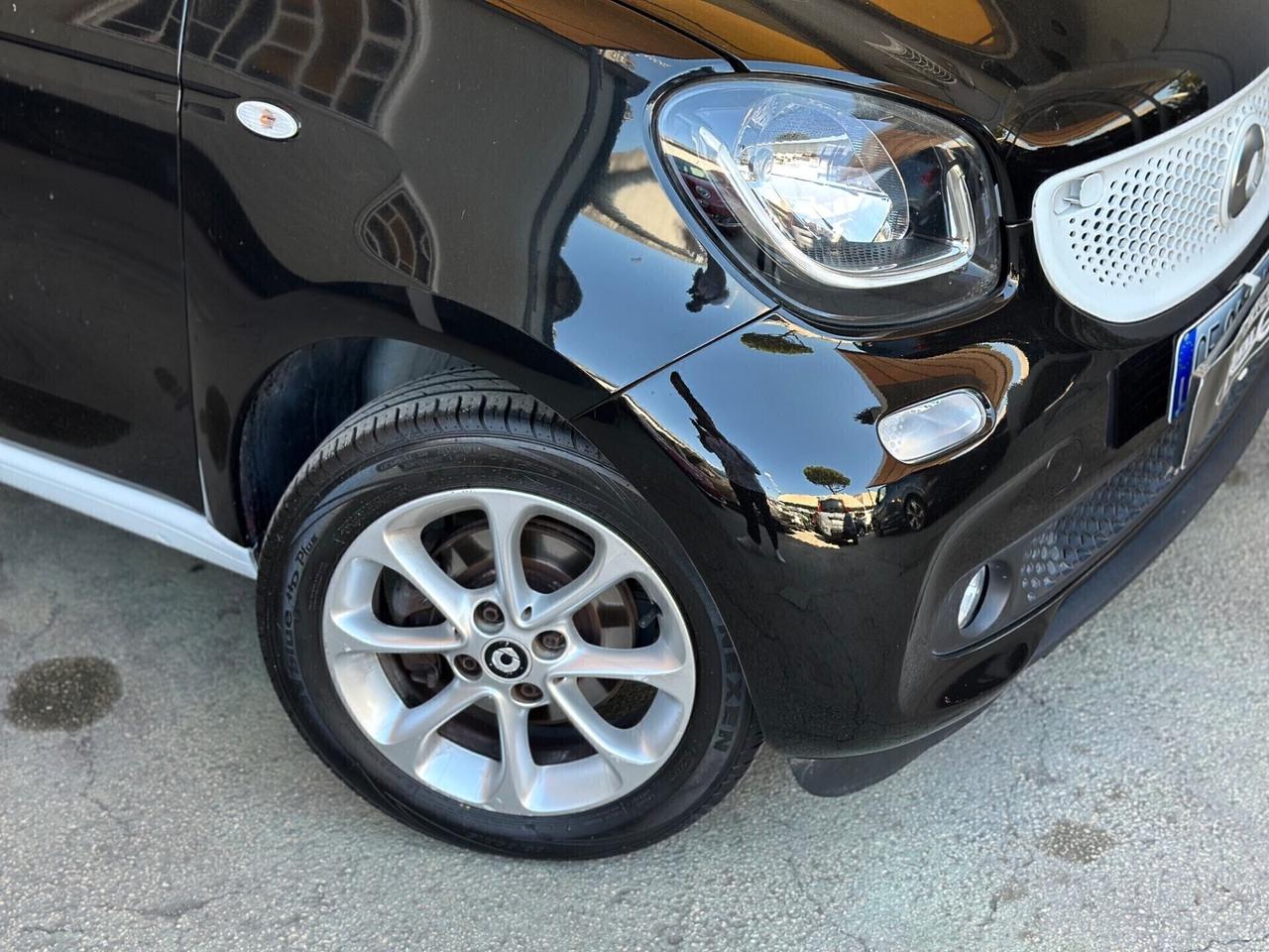 Smart ForFour Passion 1.0 Benzina 71 Cv "Led"