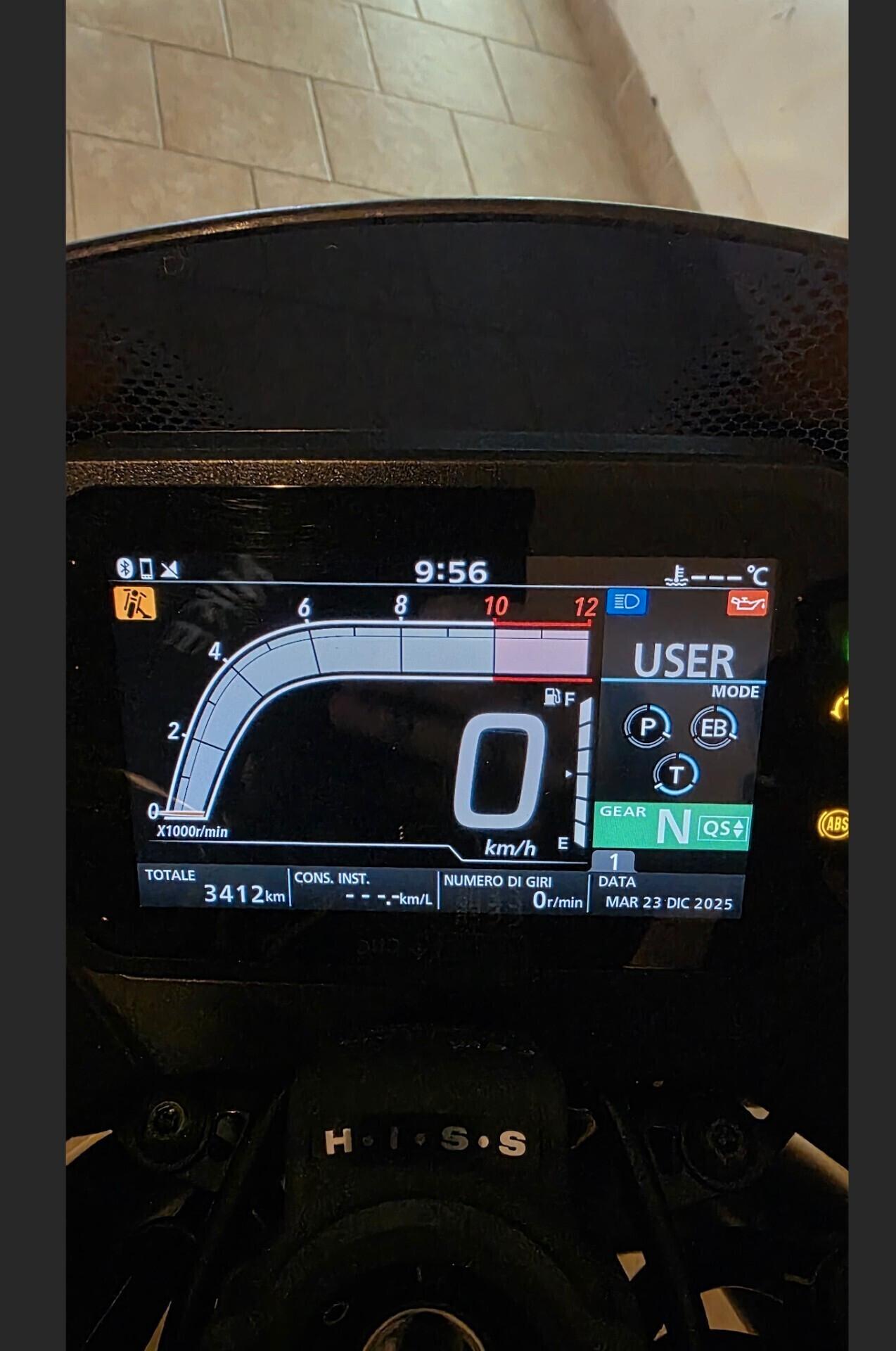 Honda Hornet 750 full optional