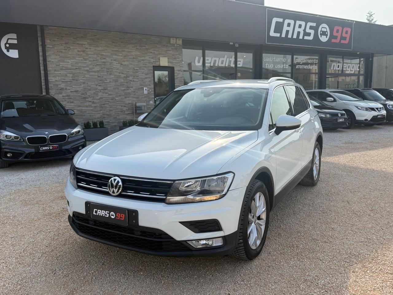 Volkswagen Tiguan 2.0 TDI SCR DSG 4MOTION Business BMT