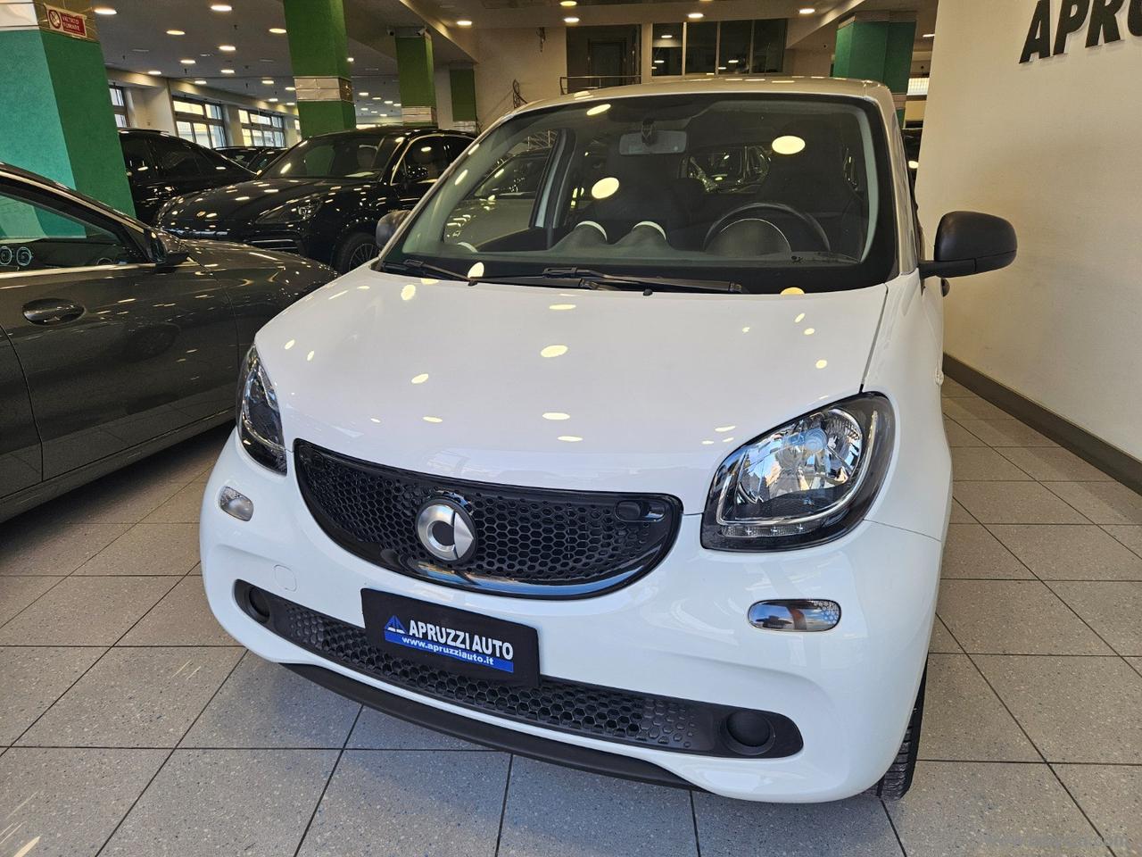 SMART forfour 70 1.0 twinamic Youngster