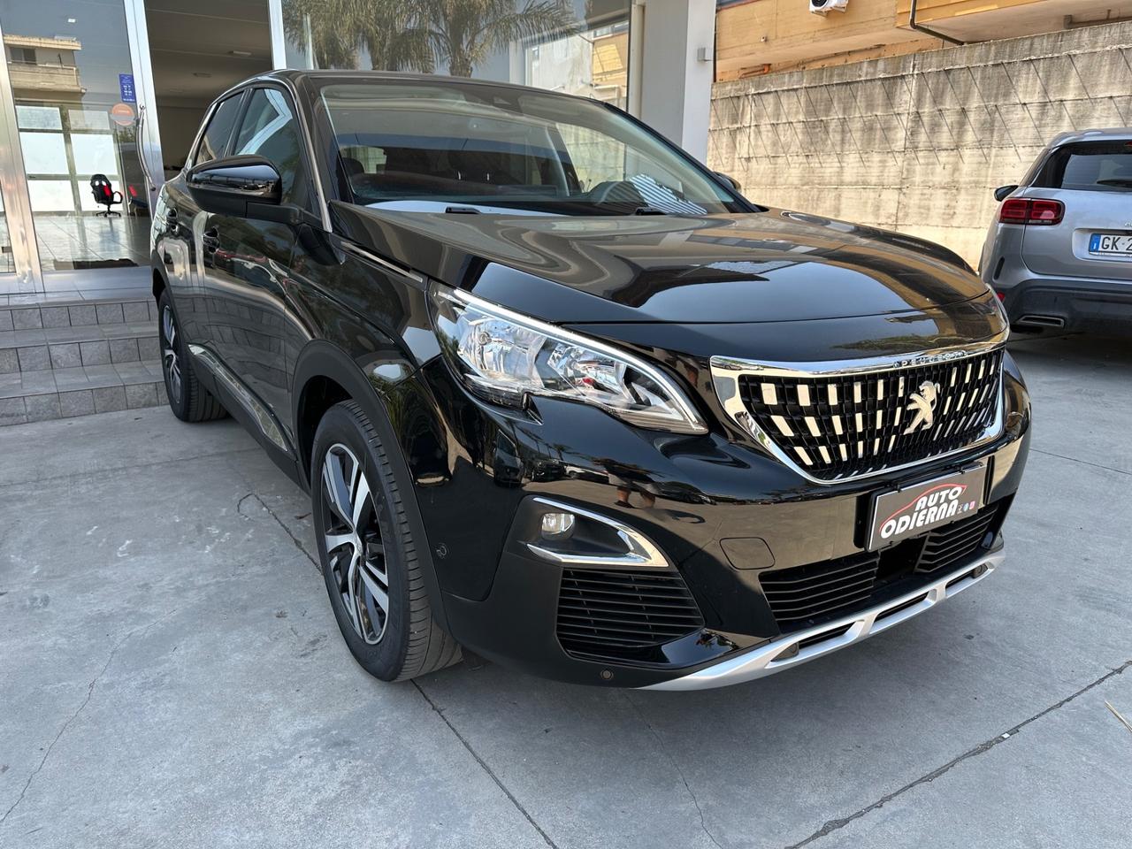 Peugeot 3008 BlueHDi 130 S&S EAT8 Allure