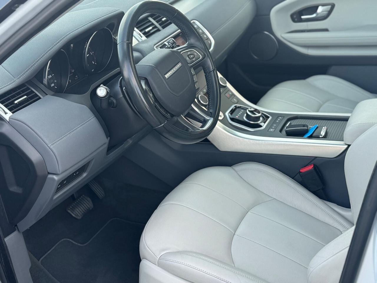 Land Rover Range Rover Evoque 2.0 TD4 TETTO !