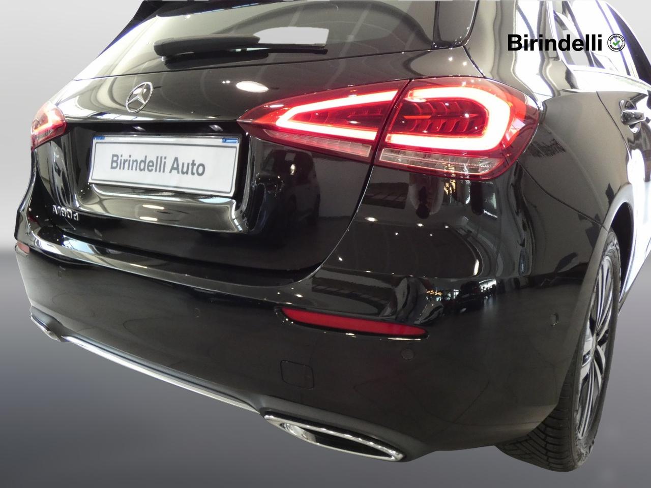 Mercedes-Benz Classe A (W177) - A 180 d Automatic Business