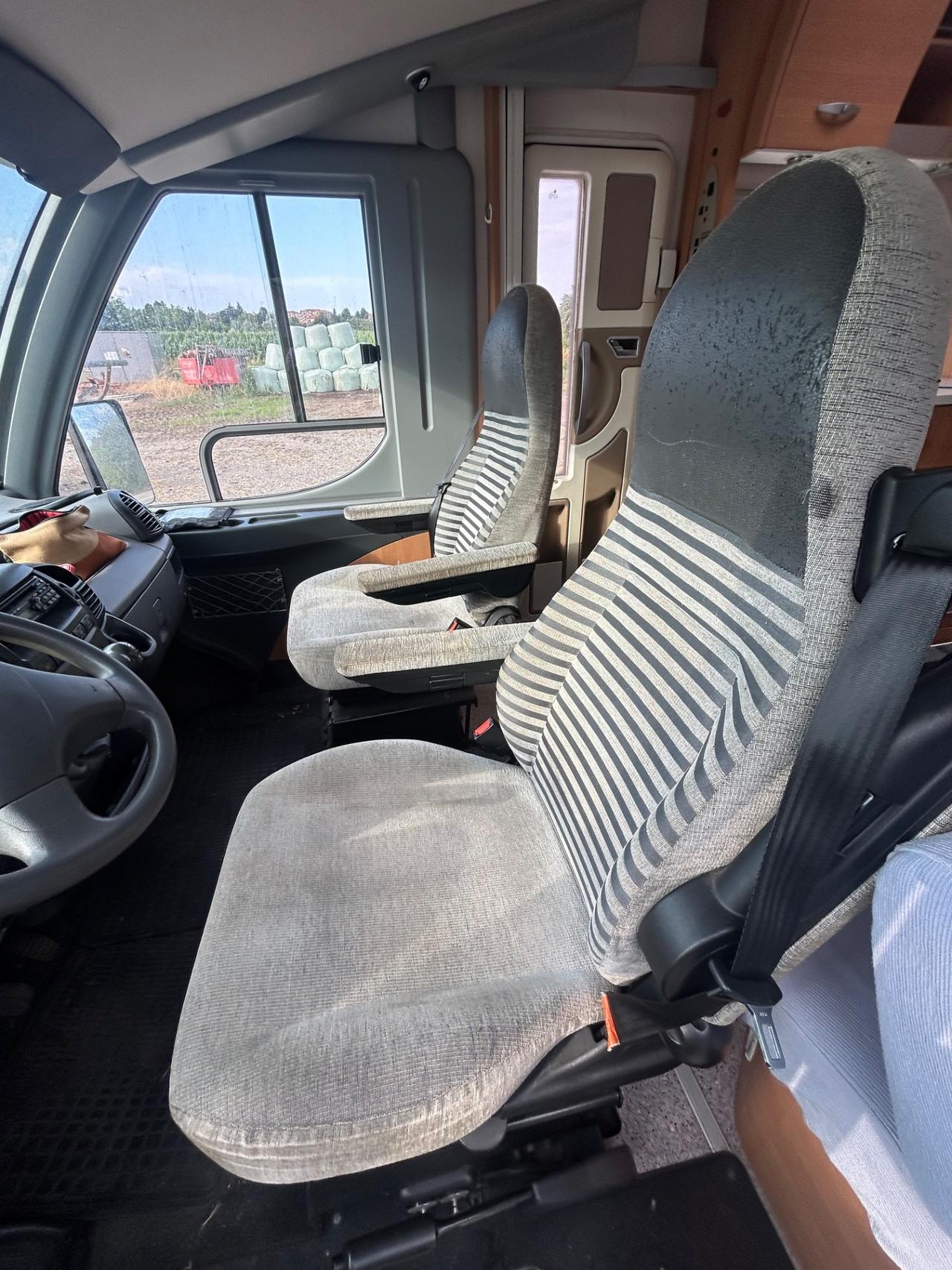 054 motorhome KNAUSS sunliner del 2006 in saldo