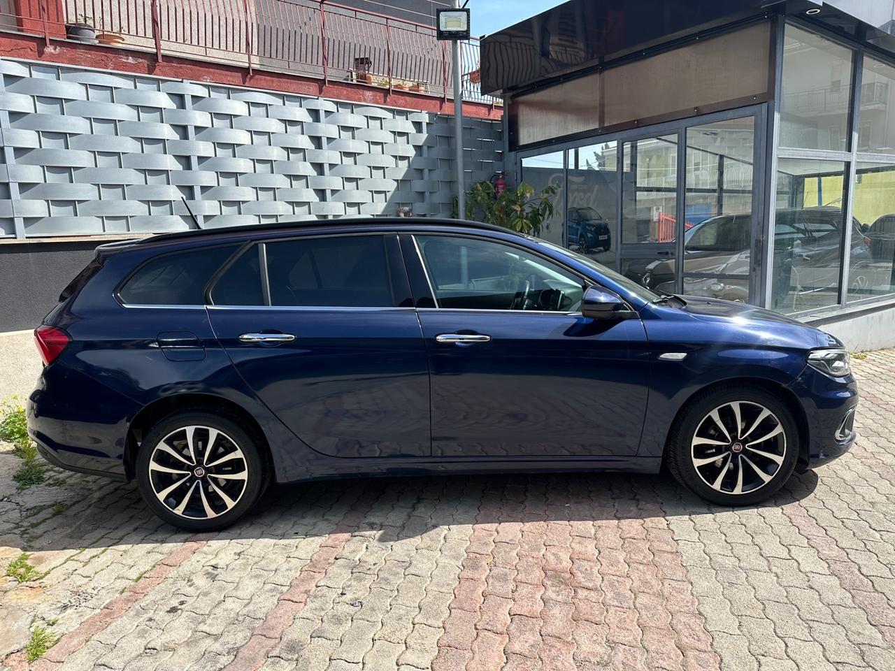 Fiat Tipo 1.6 Mjt S&S SW Lounge 2016