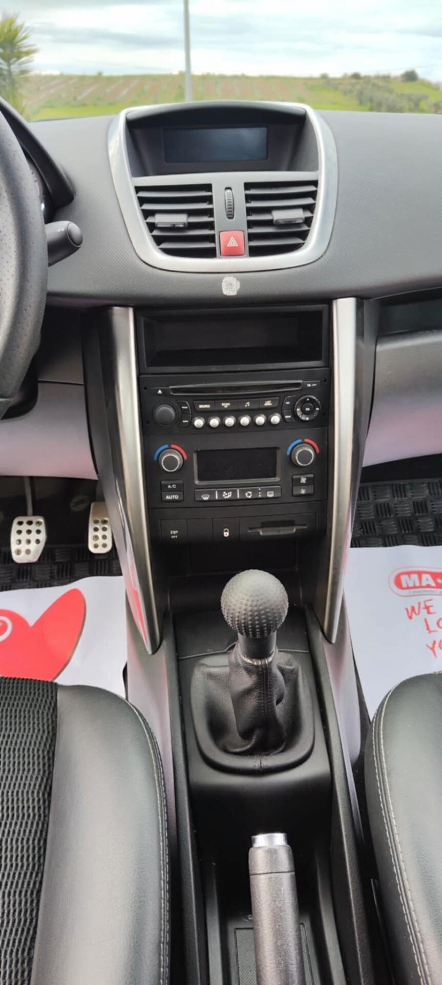 Peugeot 207 1.6 8V HDi 93CV 5p. Allure