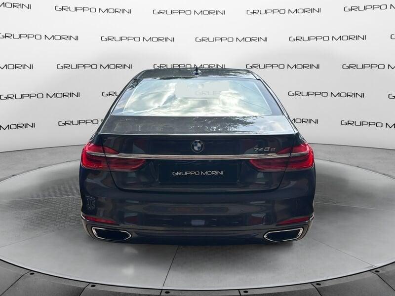 BMW Serie 7 740e Luxury autom.