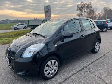 Toyota Yaris 1.0 5 porte