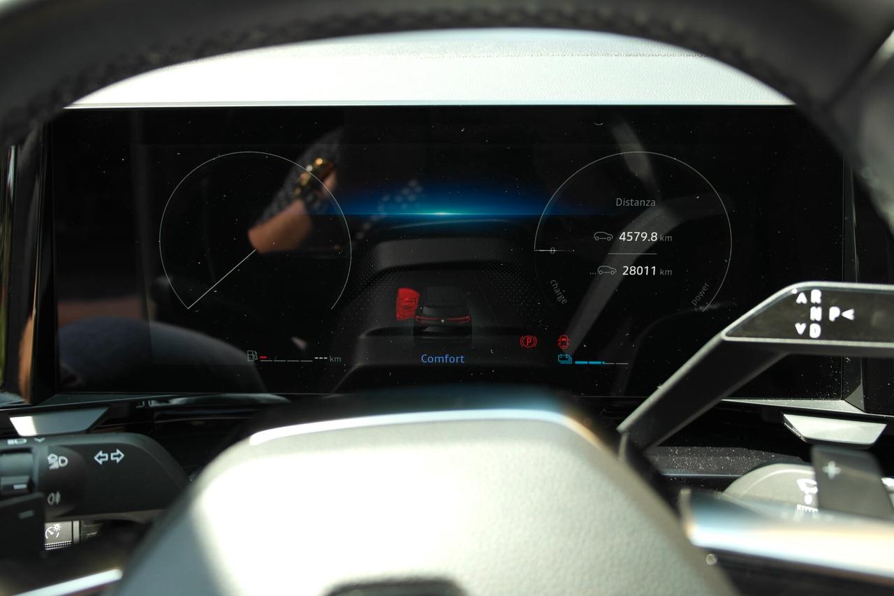 Renault Espace Full Hybrid E-Tech 200 7p Iconic