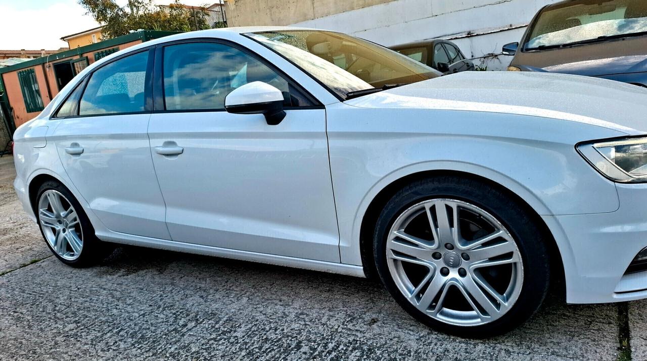 Audi A3 Sedan 2.0 TDI clean diesel Ambition