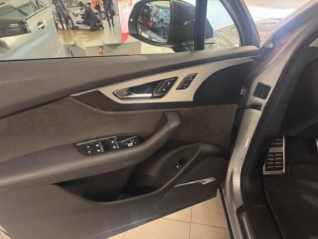 AUDI Q7 2ª serie SQ7 4.0 V8 TDI quattro tiptro...