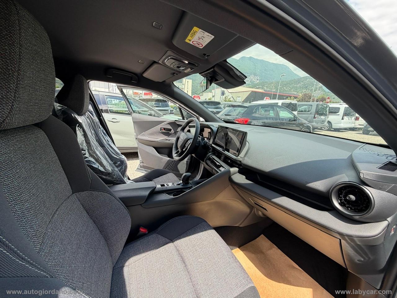 TOYOTA C-HR 1.8 HV Trend