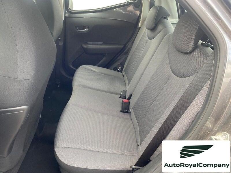 Toyota Aygo Connect 1.0 VVT-i 72 CV 5 porte x-play MMT