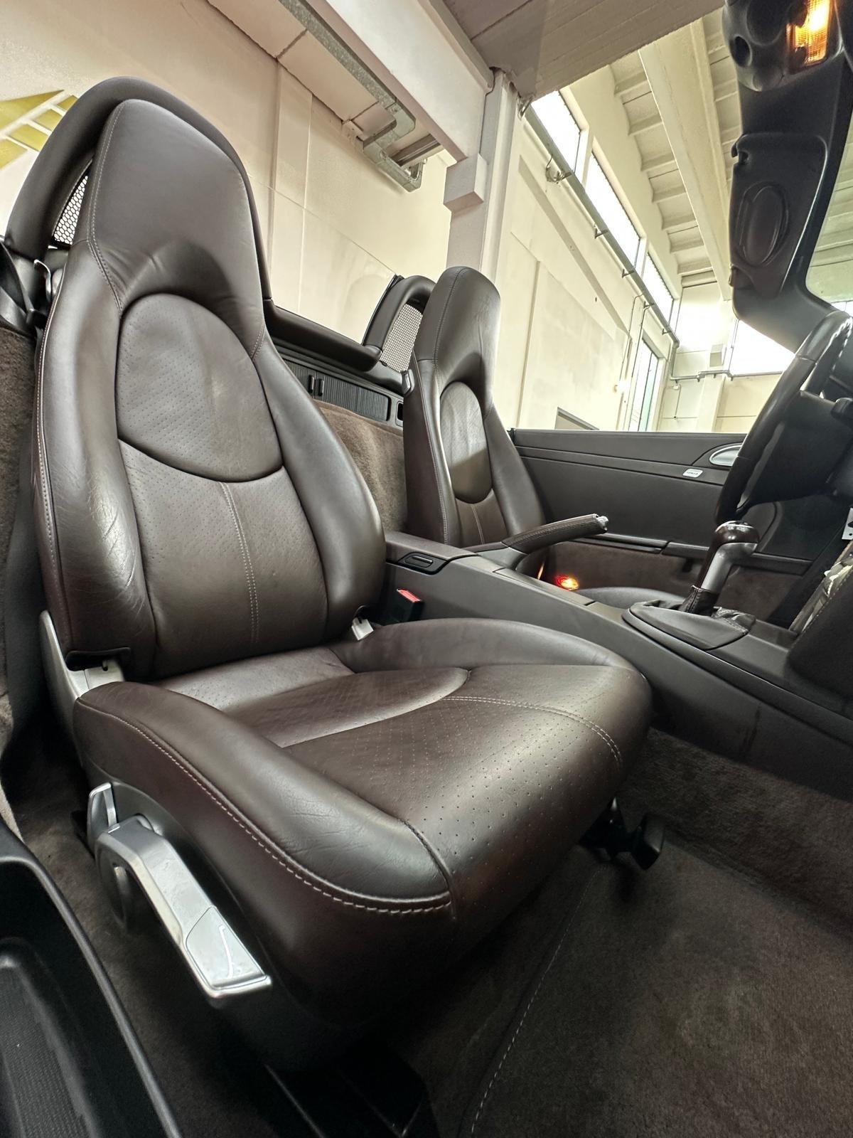Porsche Boxster 2.7 24V