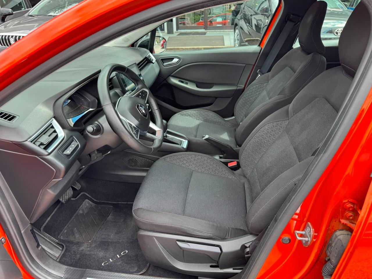 Renault Clio Full Hybrid E-Tech 145 CV 5 porte Equilibre