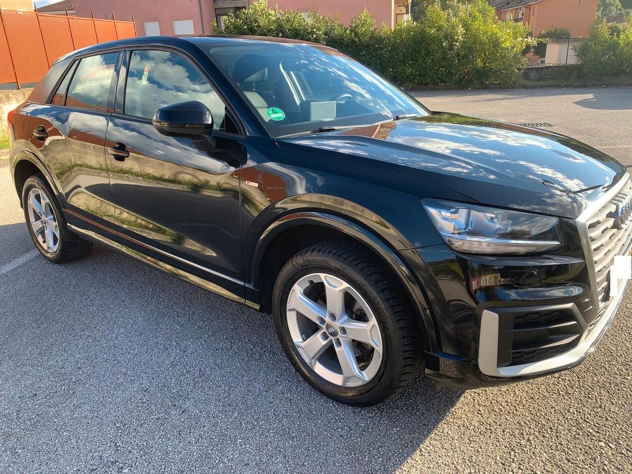 Audi Q2/30 TFSI/150CV/SLINE/CERCHI 18/PDC/CRUISE/NAVI/CLIMA/CRUISE CONTROL !!