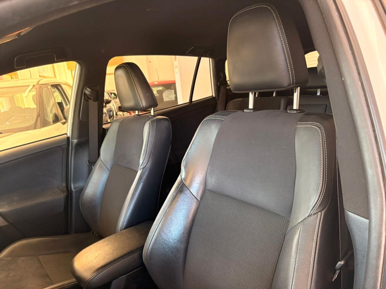 Toyota RAV 4 RAV4 2.5 Hybrid 2WD Style