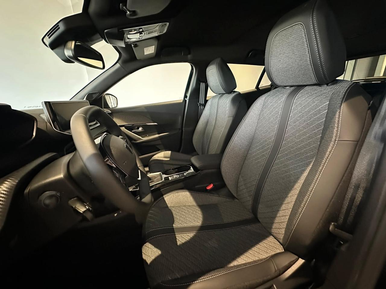 Peugeot 2008 PureTech 100 S&S Allure