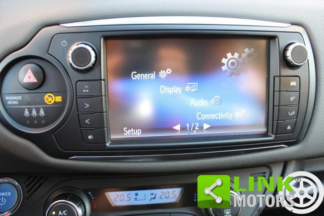 TOYOTA Yaris 1.5 Hybrid 5 porte Active cambio automatico