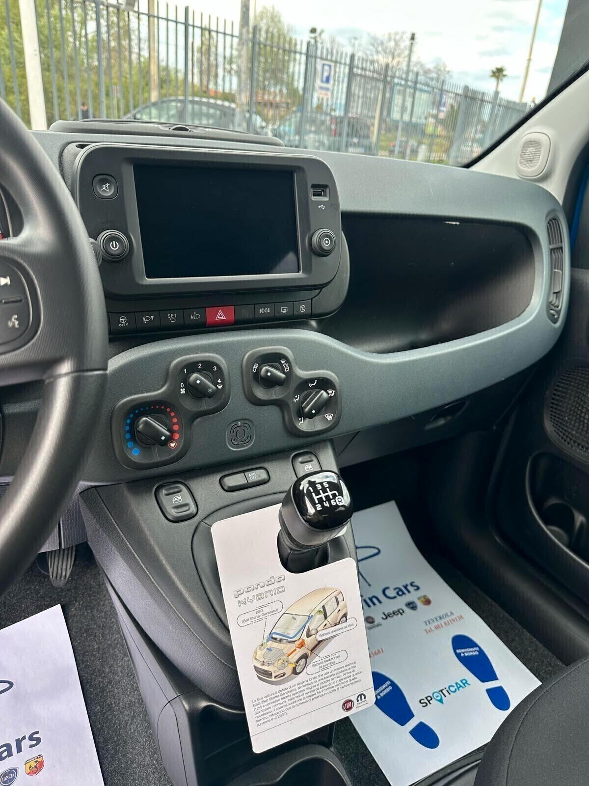 Fiat Panda 1.0 hybrid Cross 2024 FULL
