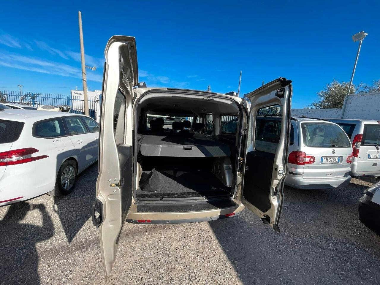 Fiat Doblò MAXI Multijet "USB/BLUETOOTH"