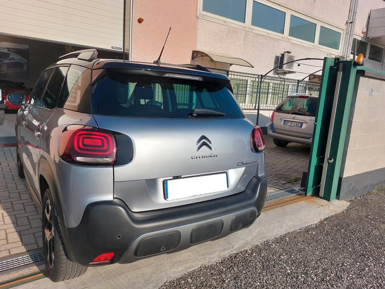 Citroen C3 AIRCROSS 1.2 PURE TECH Max S NAVY TEL LED