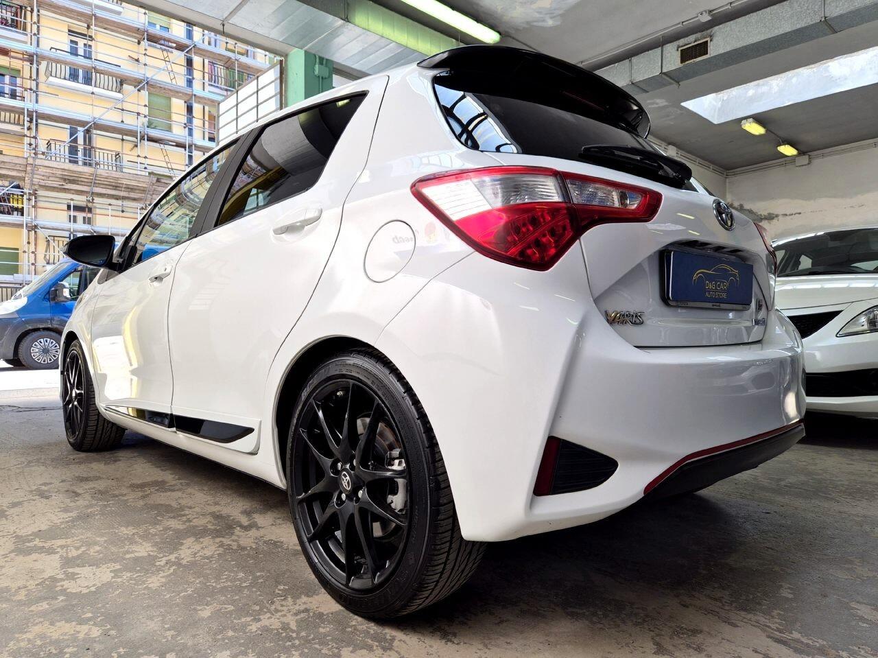 Toyota Yaris GR Sport 1.5 Hybrid
