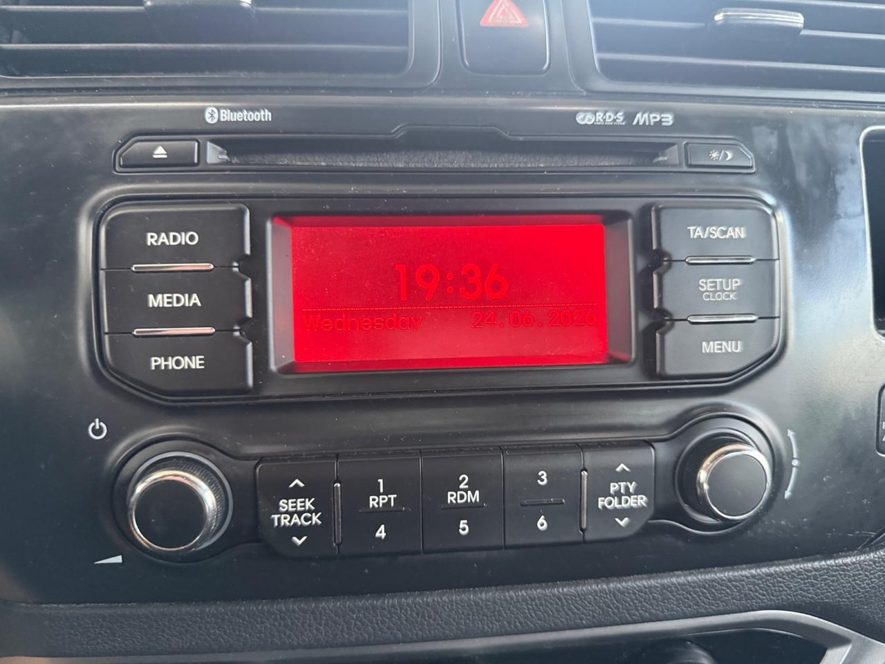 Kia Rio 1.1 CRDi 5p. Active NEOPATENTATI