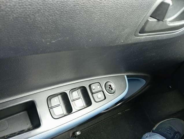 Hyundai i10 i10 1.0 Sound Edition E6