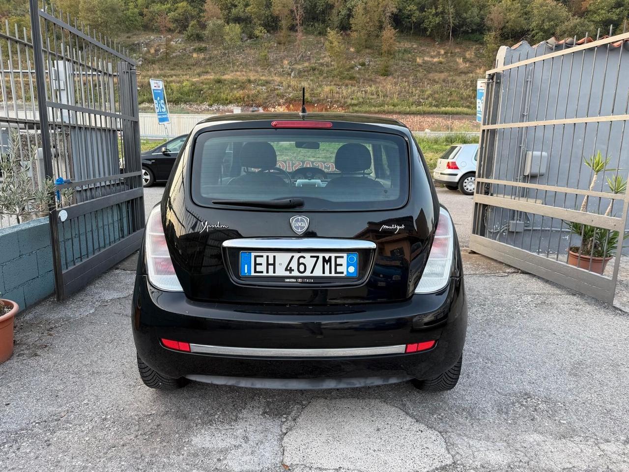Lancia Ypsilon 1.3 MJT DIVA POCHI KM