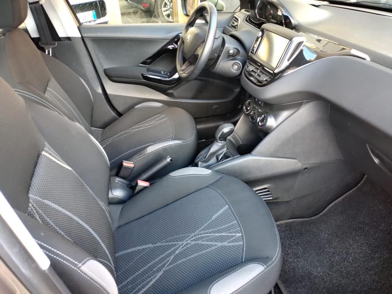 Peugeot 208 1.4 HDi 68 CV 5 porte Active