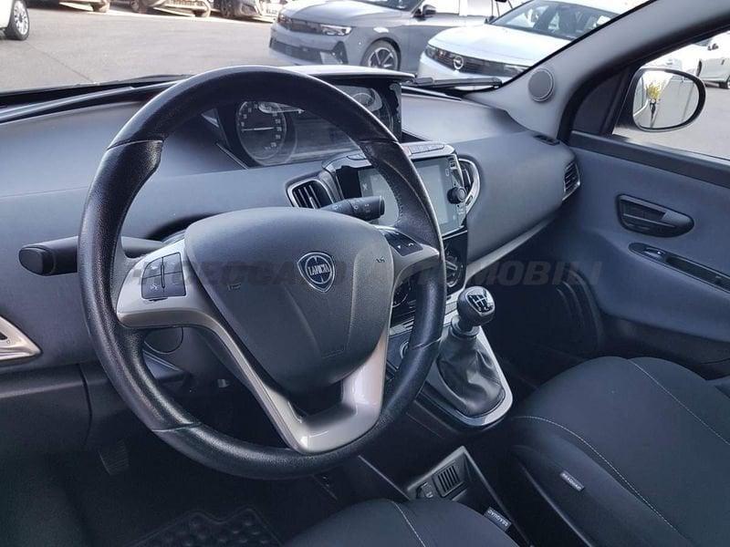 Lancia Ypsilon Ypsilon 1.0 firefly hybrid Gold s&s 70cv 5p.ti